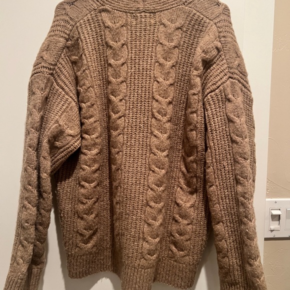 Cozy Brown Cable Knit Sweater - Picture 4 of 4